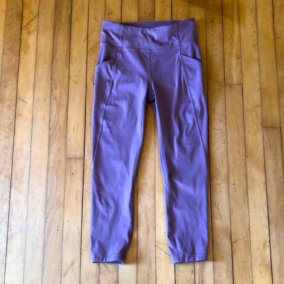 Lululemon pocket leggings. - Picture 1 of 6